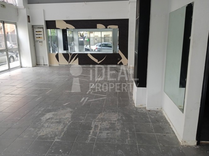 Store 230 sqm for rent