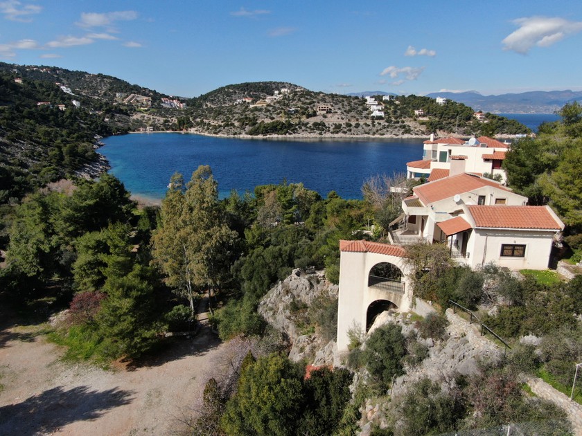 Detached home 313 sqm for sale