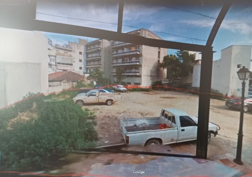 Land plot 823 sqm for sale