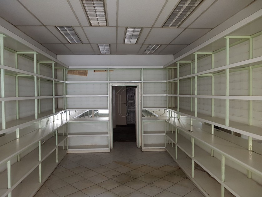Store 110sqm for sale-Pirgos » Center