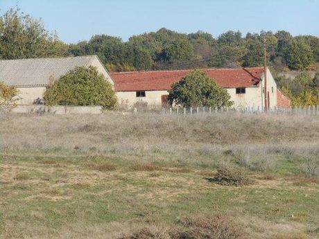 Hall 2.000sqm for sale-Tichero » Thimaria