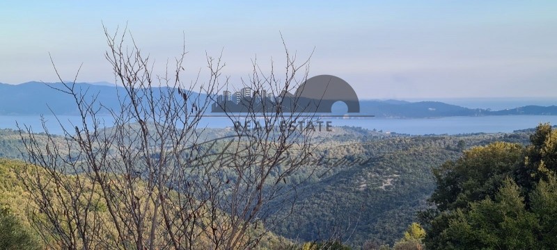 Parcel 9.604sqm for sale-Sipiada » Promiri