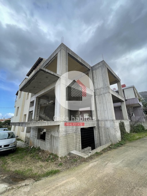 Building 150 sqm for sale