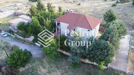 Μονοκατοικία 296τ.μ. για πώληση-Βέρμιο » Κομνηνά