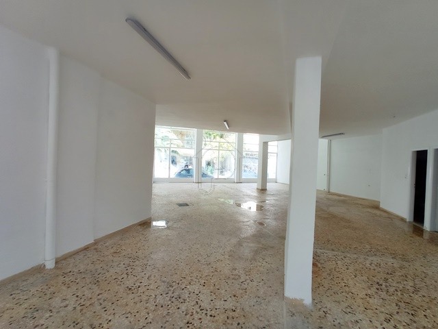 Store 174 sqm for sale