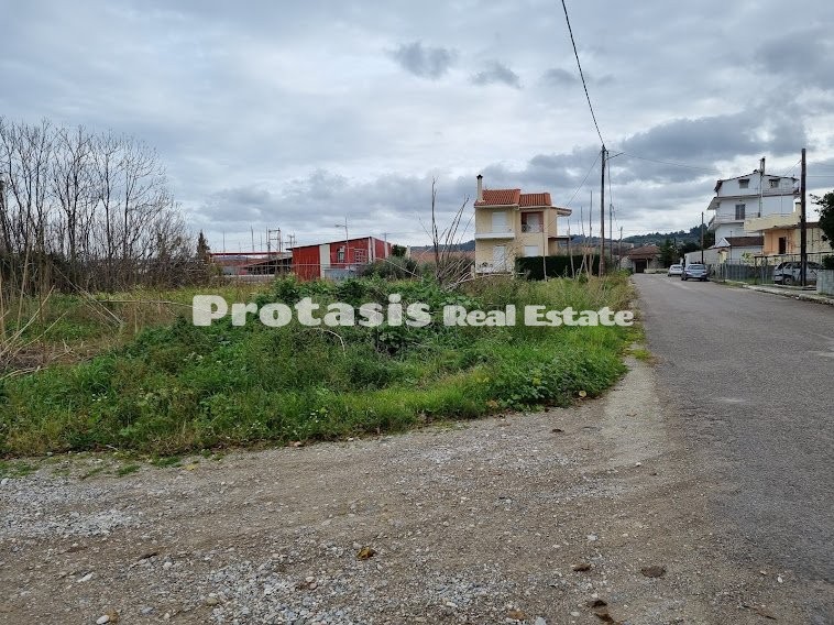 Land plot 336sqm for sale-Istiaia