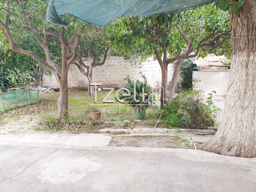 Land plot 220sqm for sale-Patra » Aroi