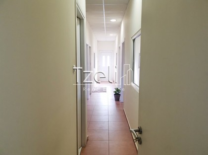 Office 160 sqm for rent