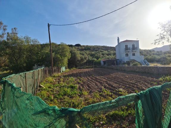 Land plot 588 sqm for sale, Lakonia, Voion