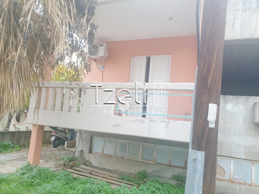 Building 400sqm for sale-Patra » Laggoura