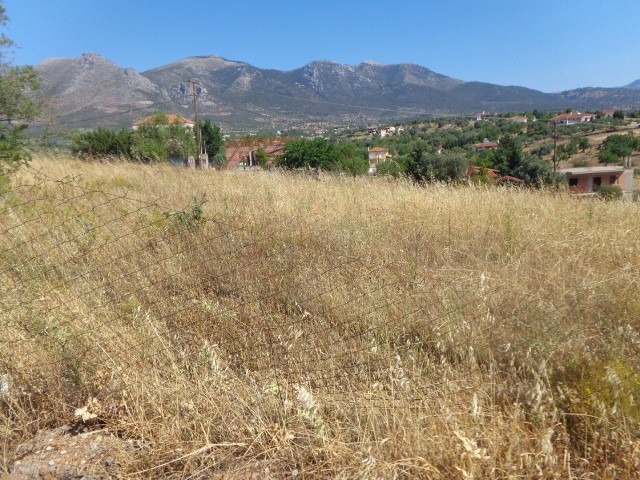 Land plot 272 sqm for sale