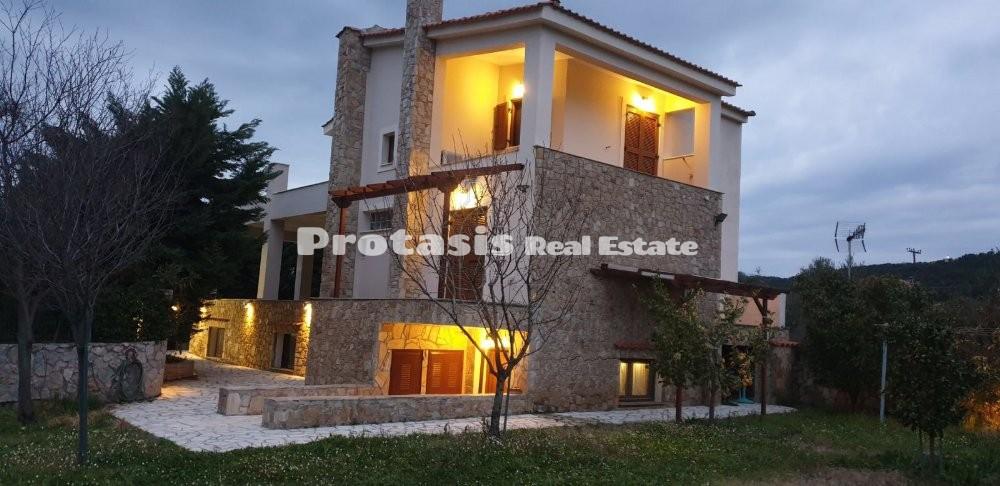 Μεζονέτα 270 τ.μ. προς πώληση, Άγιος Γεώργιος Λιχάδας