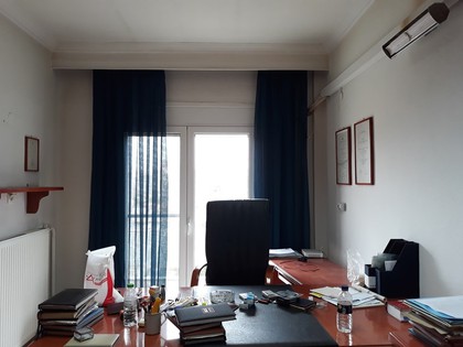 Office 90sqm for sale-Komotini » Center