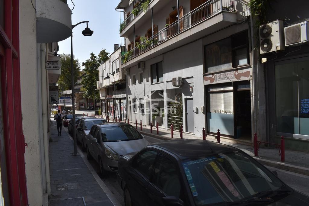 Κατάστημα 70 τ.μ. προς ενοικίαση, Κέντρο Ιωαννίνων