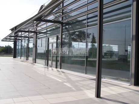 Store 5.000sqm for sale-Pylea » Mediterranean Cosmos