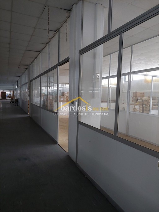Επιχειρηματικό κτίριο 3.200τ.μ. για ενοικίαση-Μαρκόπουλο ωρωπού
