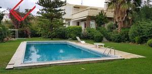 Detached home 300sqm for rent-Saronida