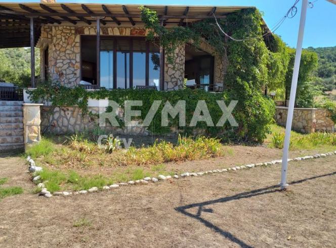 Κατάστημα 230τ.μ. για πώληση-Σαμοθράκη » Παλαιόπολη