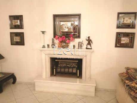 Detached home 320sqm for sale-Erineo » Mpouka