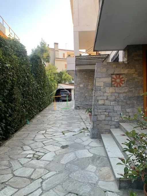 Maisonette 400 sqm for rent, Athens - North, Kifisia