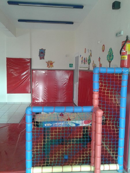 Store 95sqm for rent-Patra » Psarofai