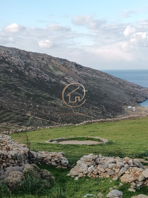 Land plot 1.800 sqm for sale, Cyclades, Serifos