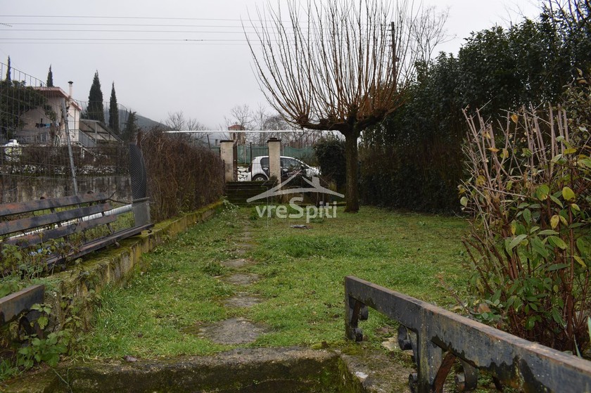 Land plot 211sqm for sale-Ioannina