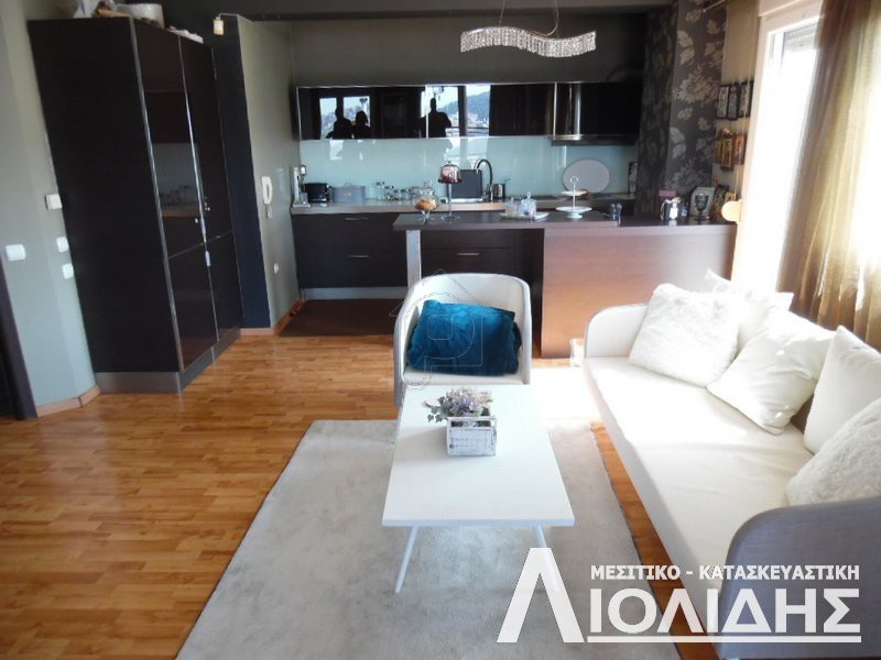 Maisonette 350sqm for sale-Pefka