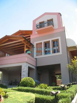 Villa 303sqm for sale-Patra » Pyrosvestio
