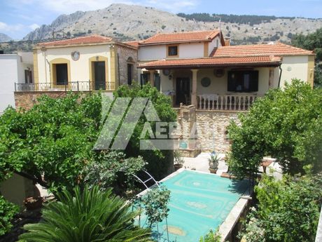 Maisonette 240sqm for sale-Chios » Omiroupoli
