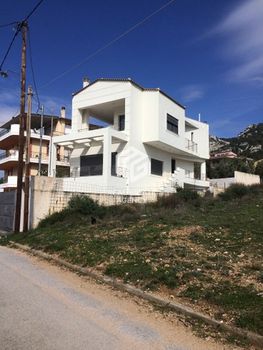 Μεζονέτα 210τ.μ. για πώληση-Φυλή » Κέντρο