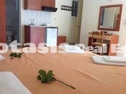 Κτίριο 976 τ.μ. προς πώληση, Παραλία Αγίου Νικολάου