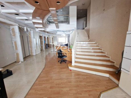 Store 640sqm for rent-Patra » Frourio