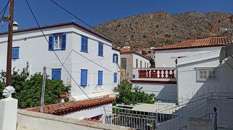 Μονοκατοικία 131τ.μ. για πώληση-Ύδρα » Κέντρο