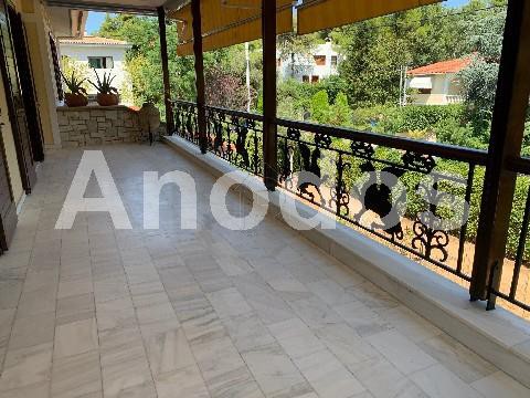 Μεζονέτα 245τ.μ. για ενοικίαση-Εκάλη