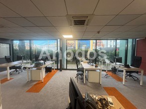 Office 710sqm for rent-Marousi » Soros